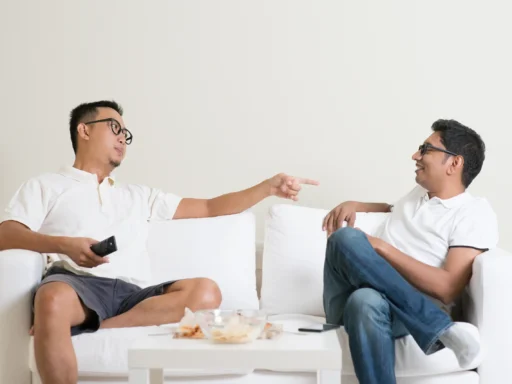 Two friends having a casual conversation, symbolising the use of notebooklm singlish for understanding everyday dialogue.